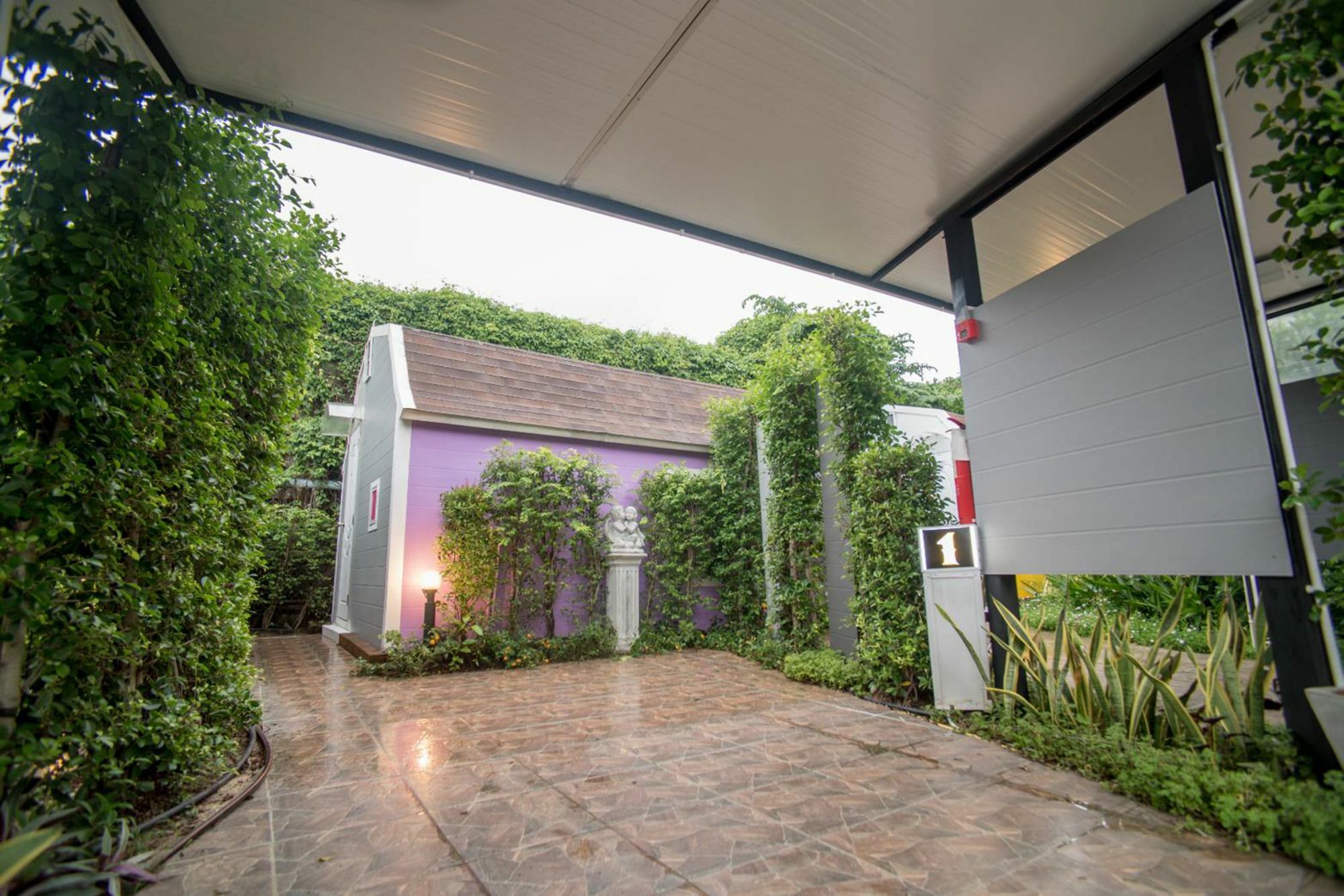 Kurina Hotel (Adults Only) Bangkok Exteriör bild